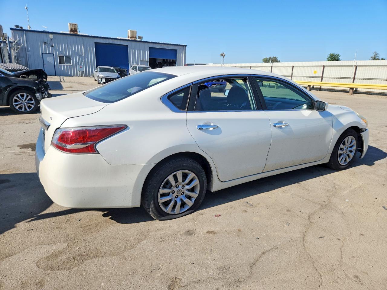 2015 Nissan Altima 2.5 S - zdjęcie 3