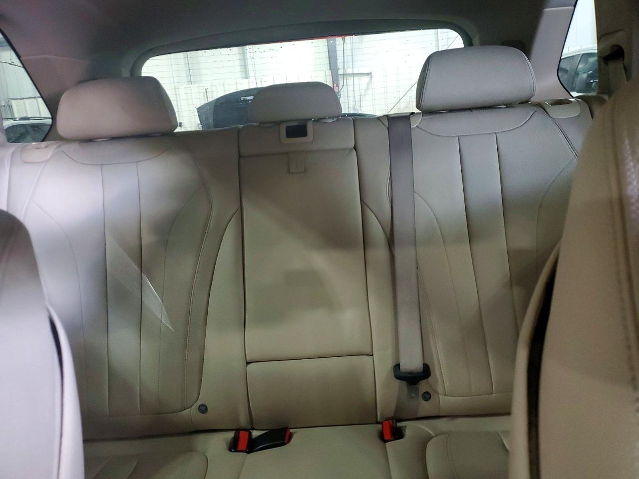 2016 BMW X5 xDrive35I - zdjęcie 10