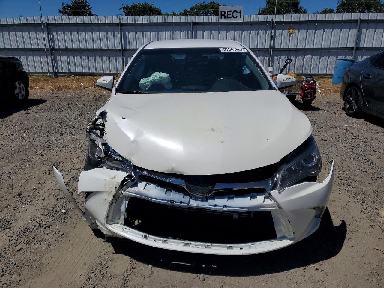 2017 Toyota Camry Se - zdjęcie 5