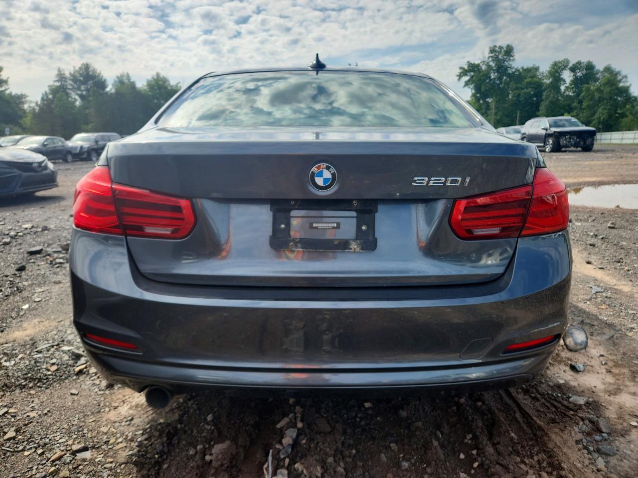 2016 BMW 320 I - zdjęcie 6