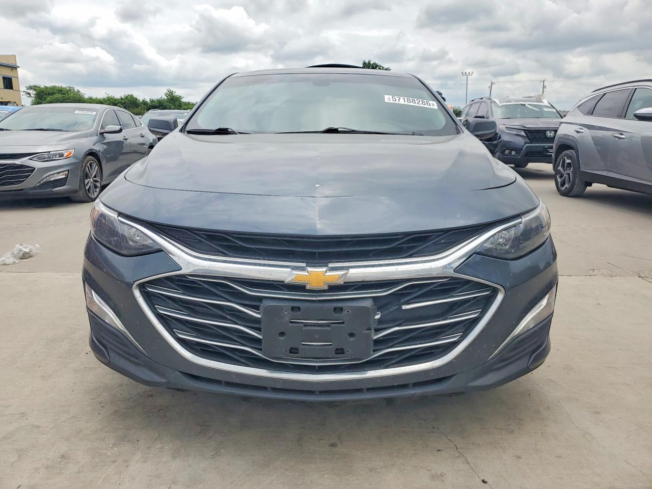 2019 Chevrolet Malibu Ls - zdjęcie 5