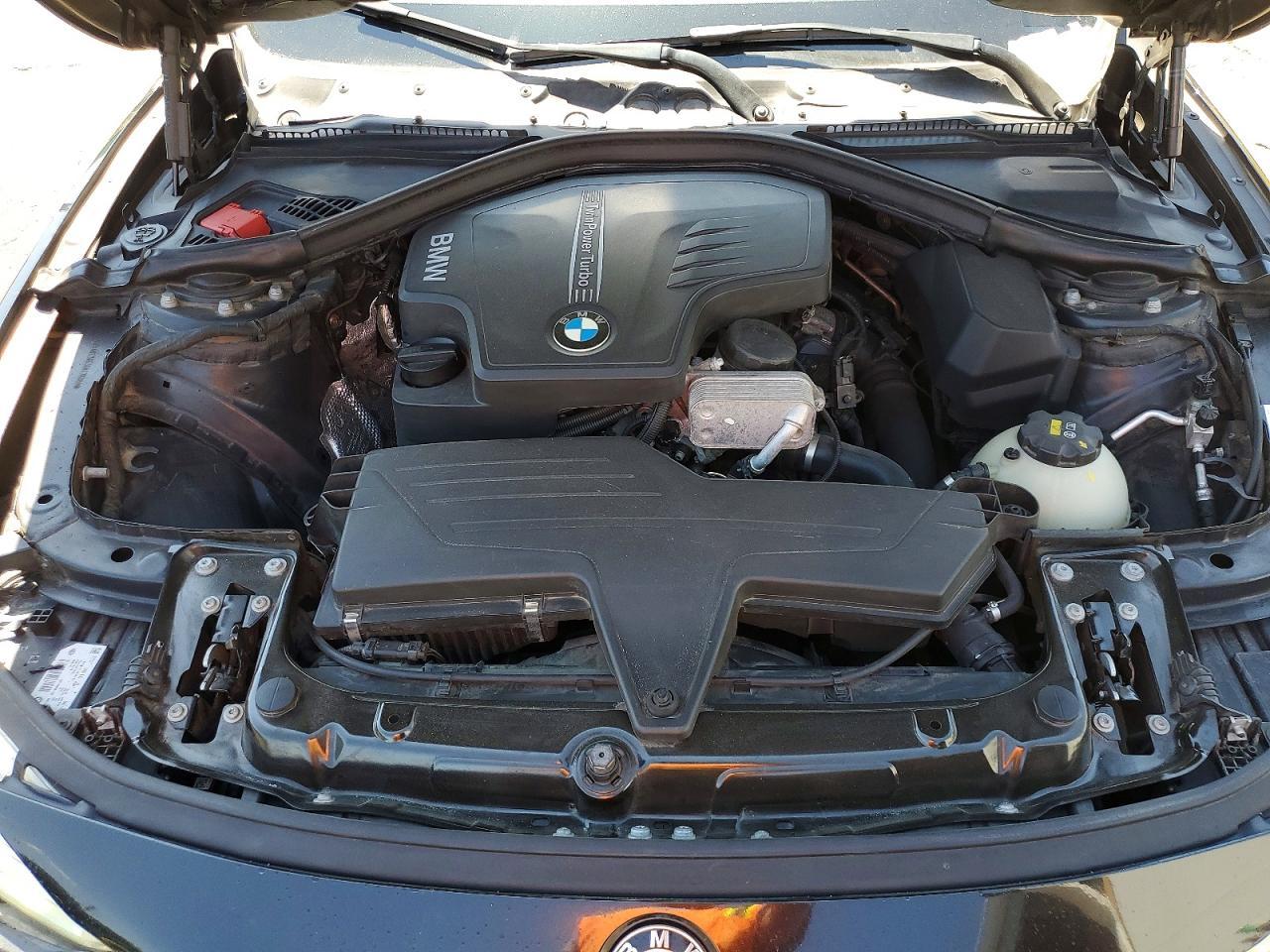 2016 BMW Seria 3 328i - zdjęcie 11