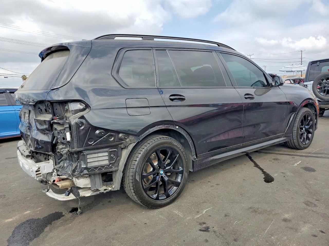 2020 BMW X7 xDrive40I - zdjęcie 3