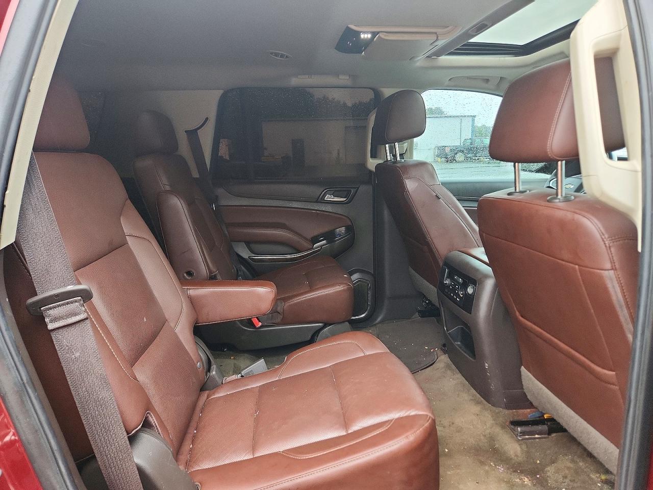 2019 Chevrolet Tahoe C1500 Premier - zdjęcie 10