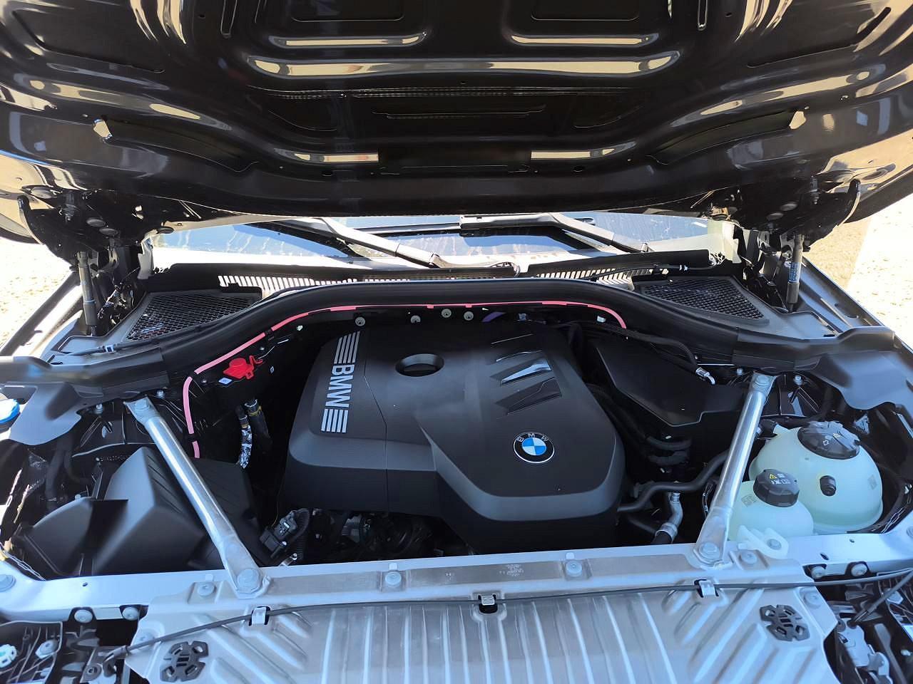 2025 BMW X3 30 xDrive - zdjęcie 13
