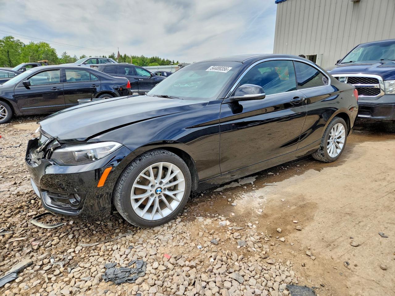 2016 BMW 228 Xi Sulev - zdjęcie główne