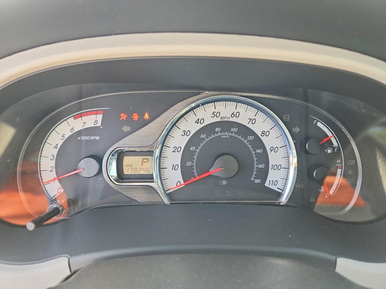 2014 Toyota Sienna Sport - zdjęcie 9