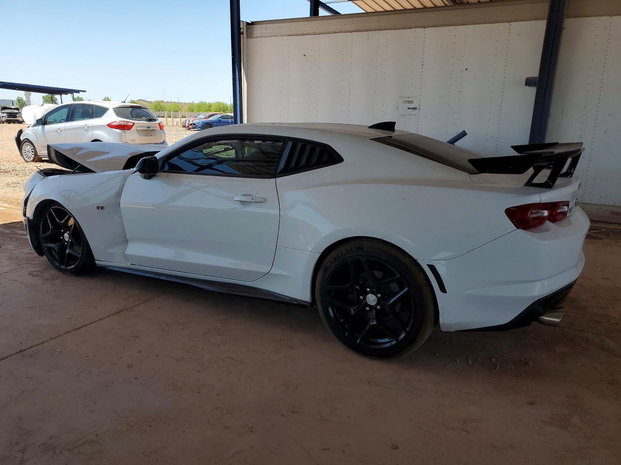 2020 Chevrolet Camaro Ls - zdjęcie 2