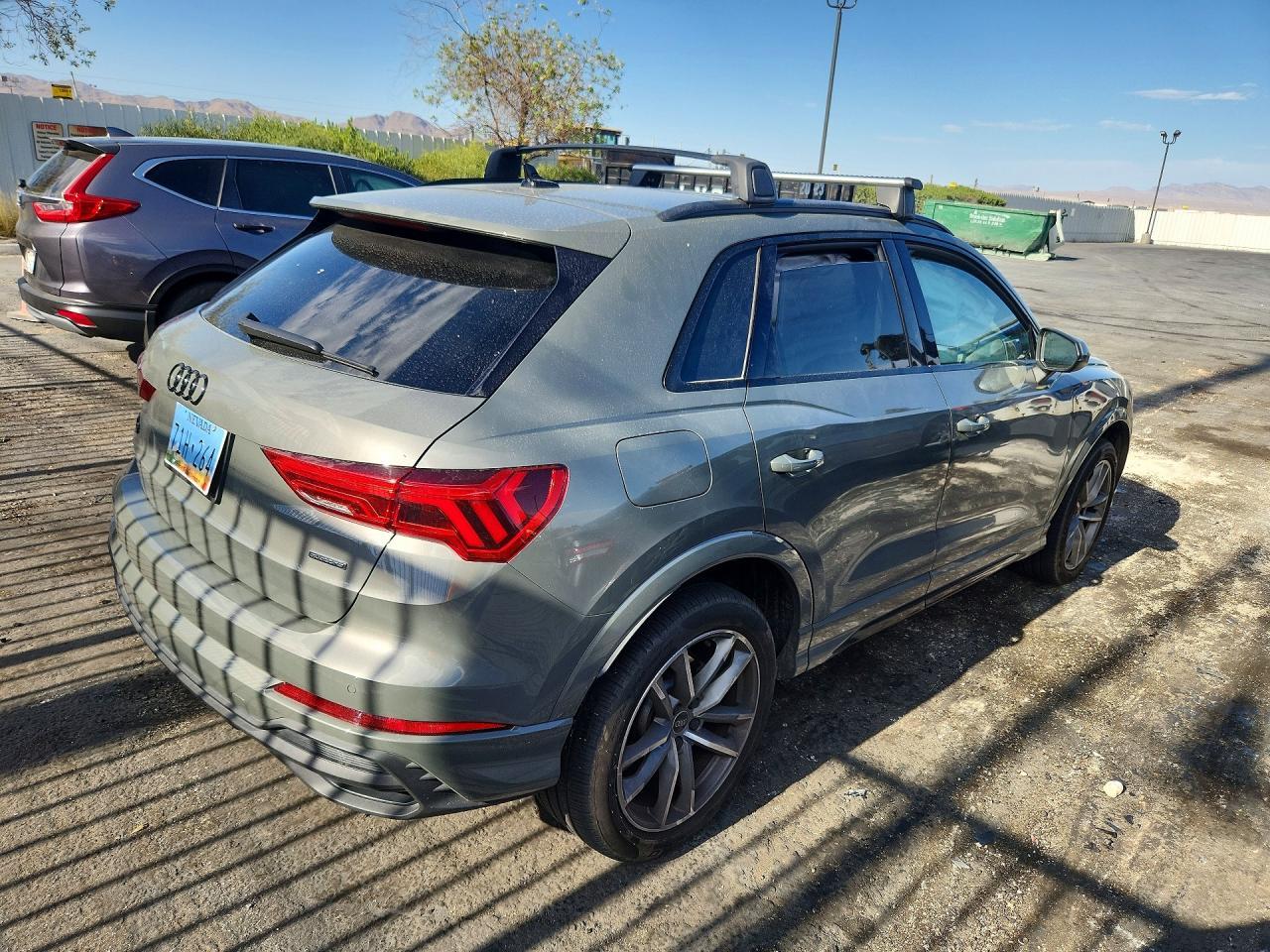 2024 Audi Q3 Premium S Line 45 - zdjęcie 3