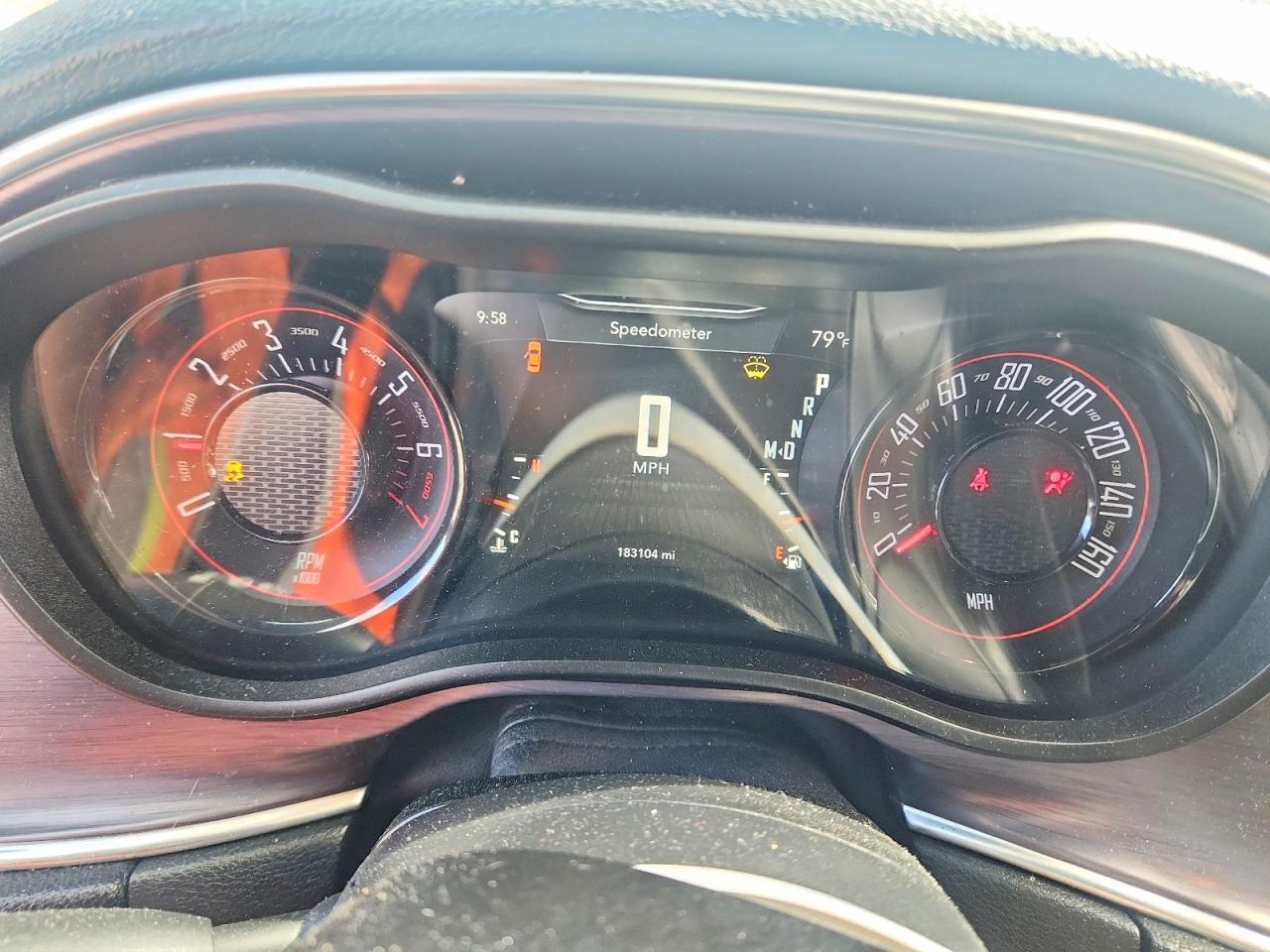 2016 Dodge Challenger Sxt - zdjęcie 9