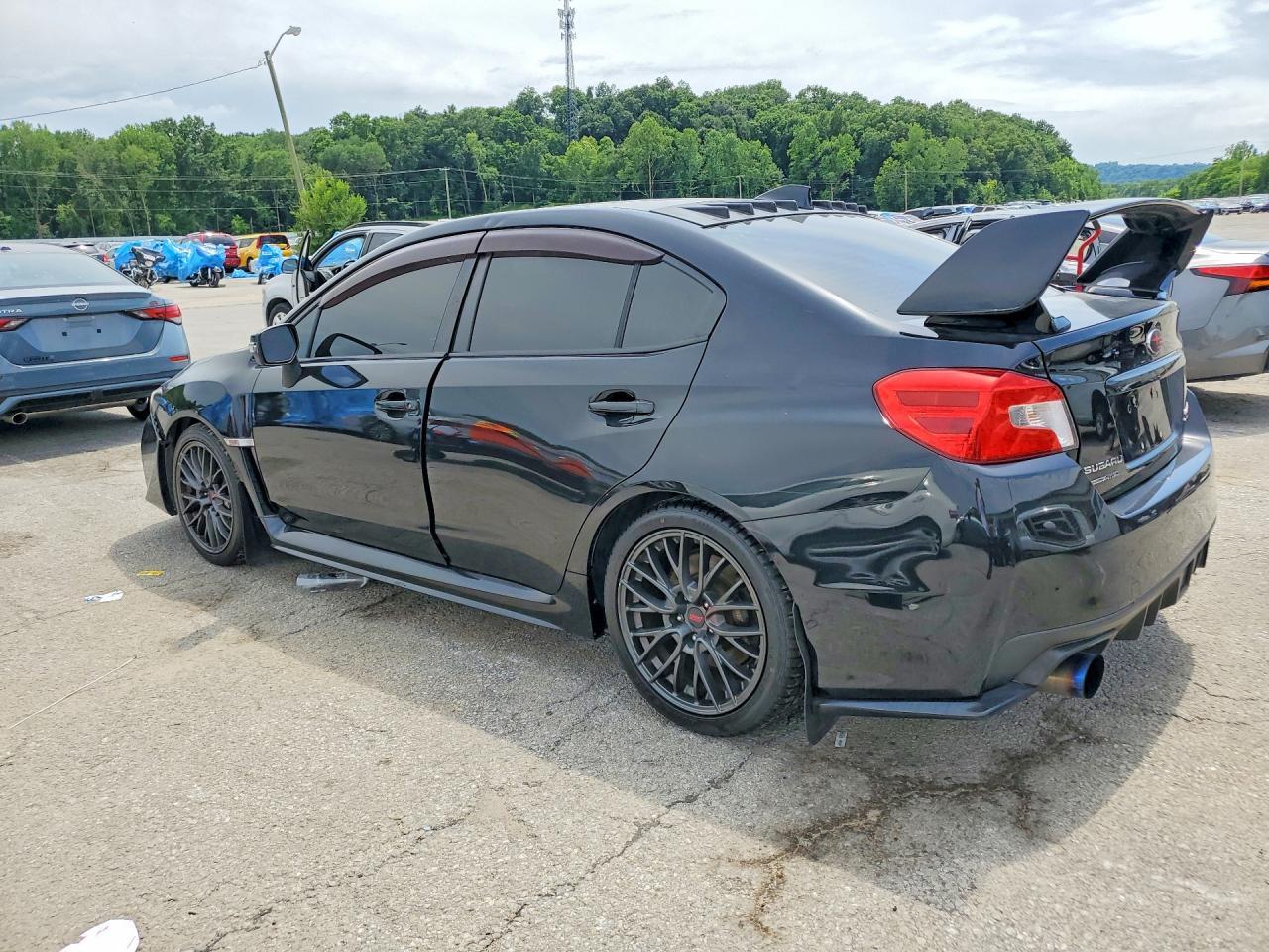 2016 Subaru Wrx Sti - zdjęcie 2