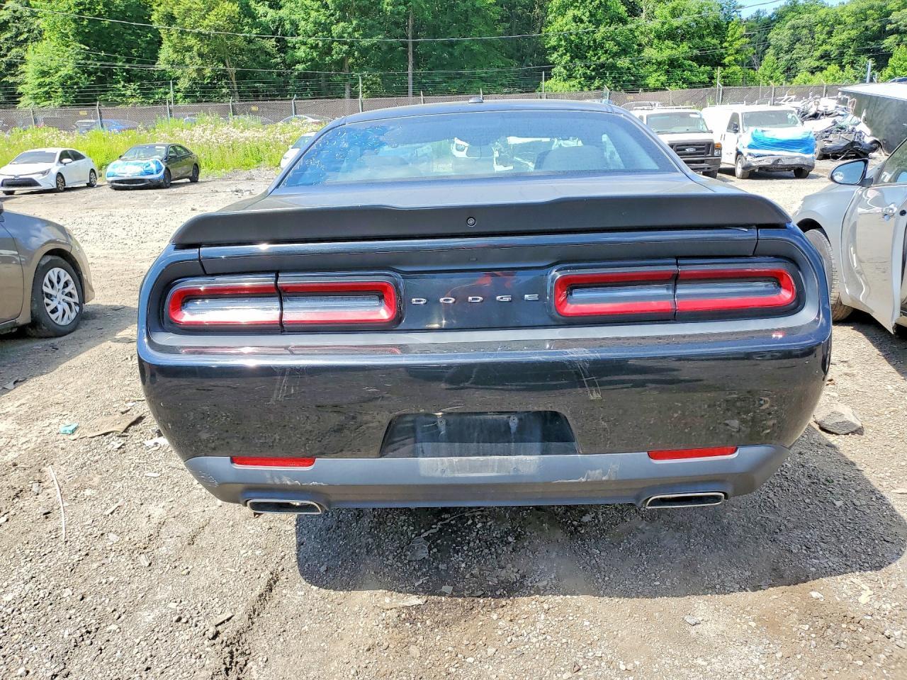 2023 Dodge Challenger Sxt - zdjęcie 6