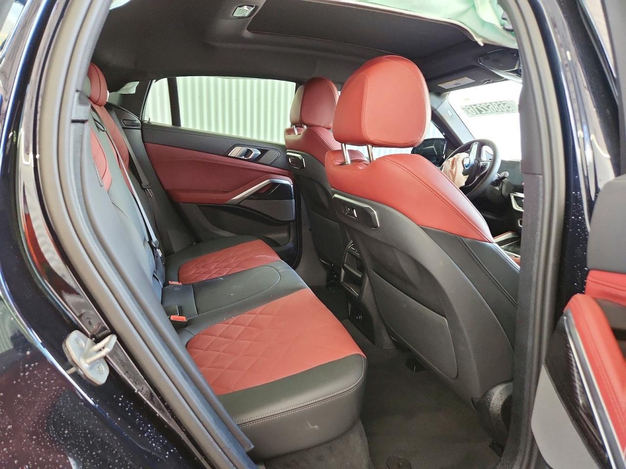 2027 BMW X6 xDrive40I - zdjęcie 11