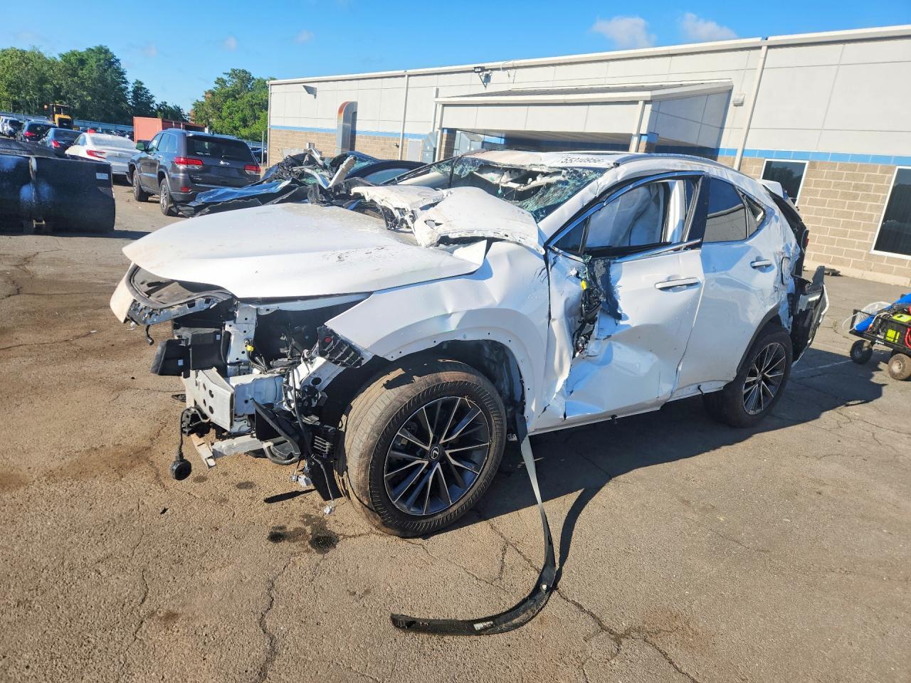 2022 Lexus Nx 350H - zdjęcie główne