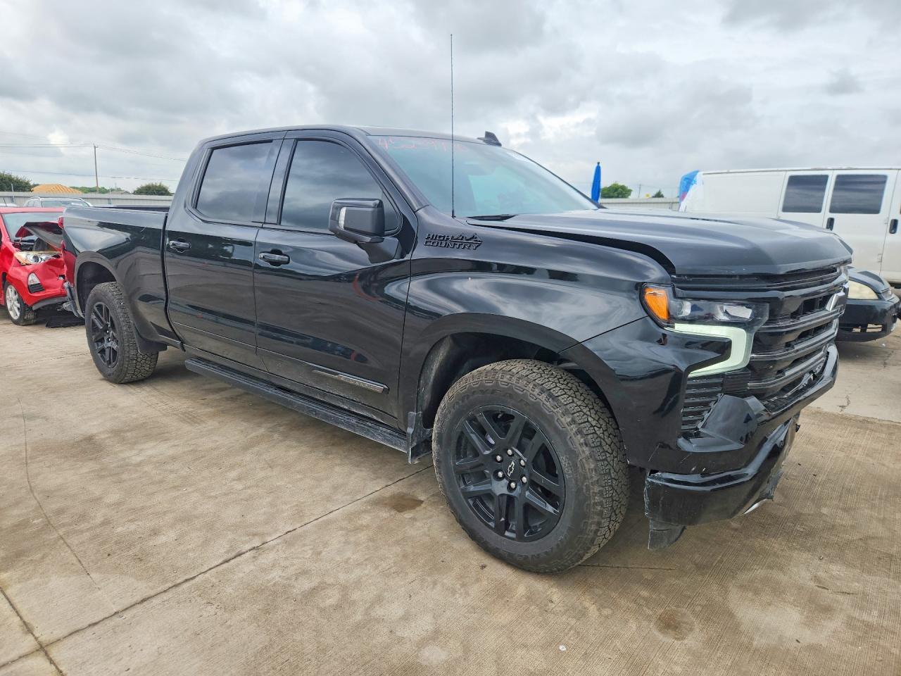 2025 Chevrolet Silverado K1500 High Country - zdjęcie 4