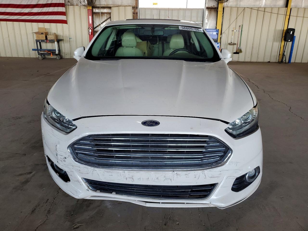 2015 Ford Fusion Titanium - zdjęcie 5