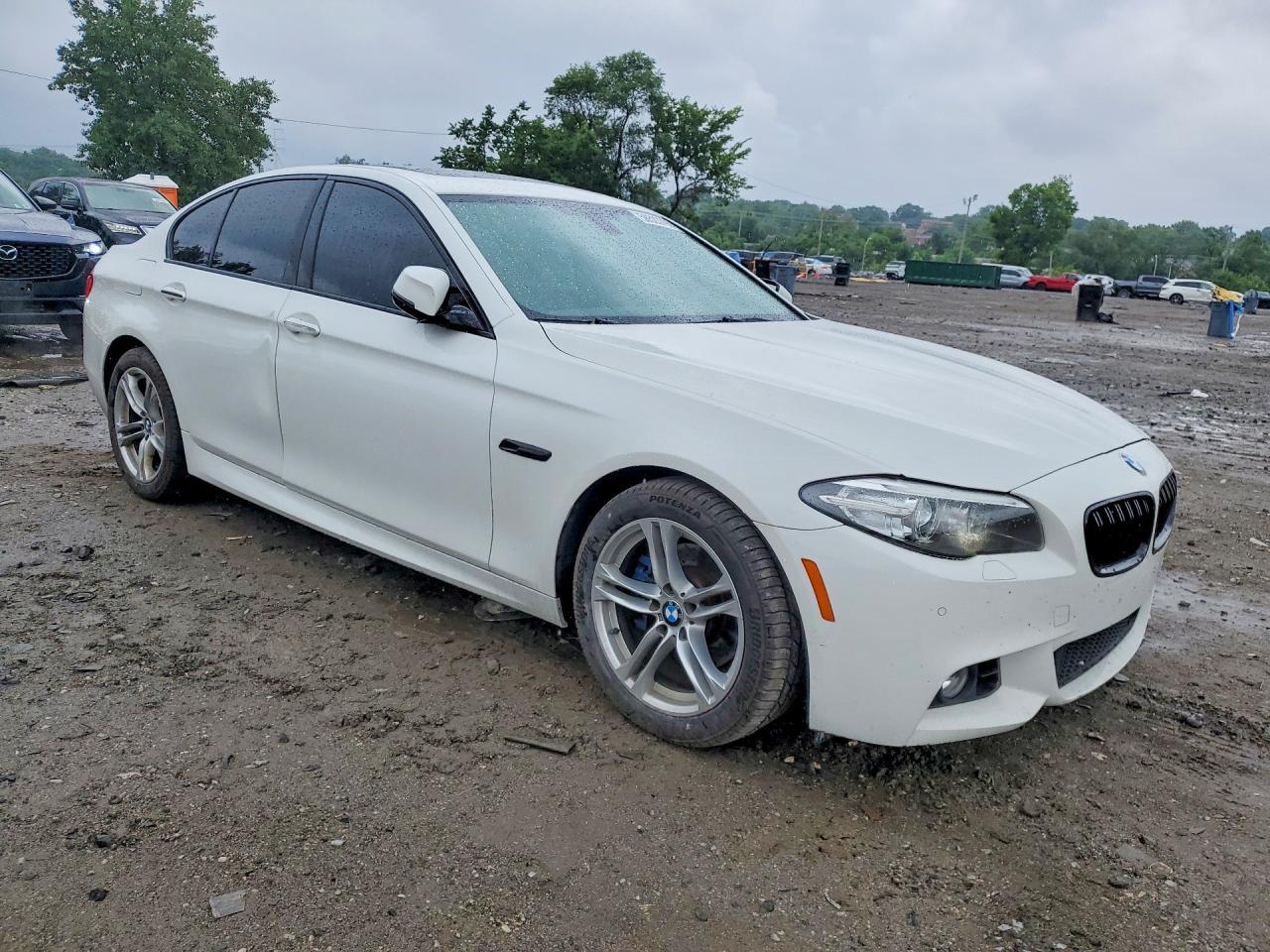 2016 BMW Seria 5 528i - zdjęcie 4