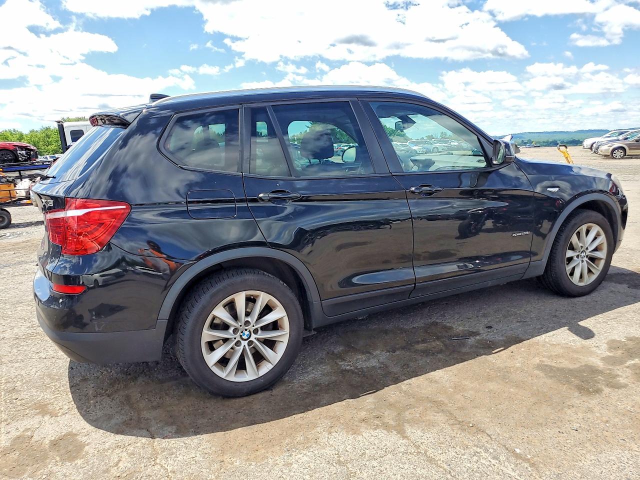 2016 BMW X3 xDrive28I - zdjęcie 3