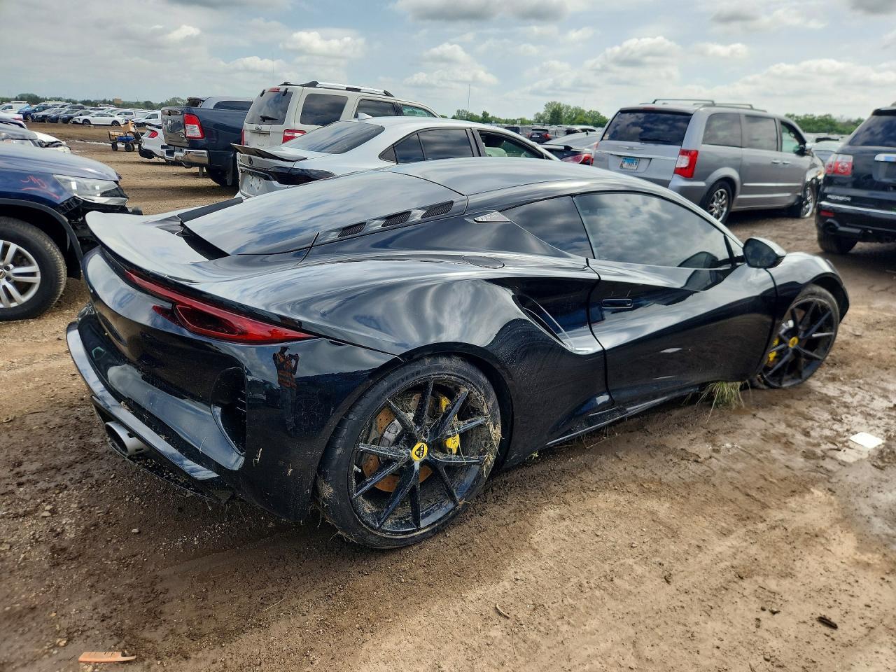 2024 Lotus Emira First Edition - zdjęcie 3