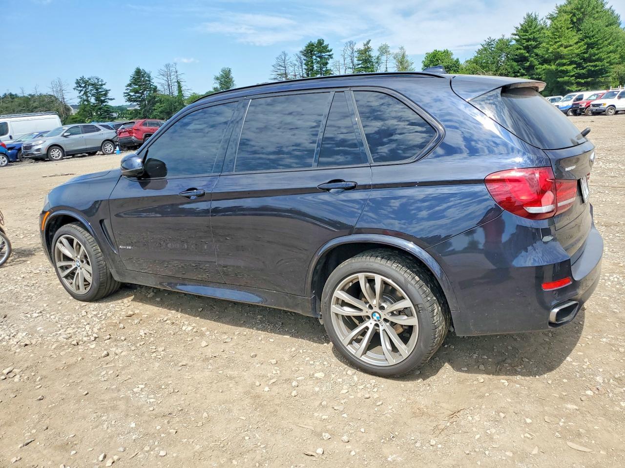 2016 BMW X5 xDrive35I - zdjęcie 2