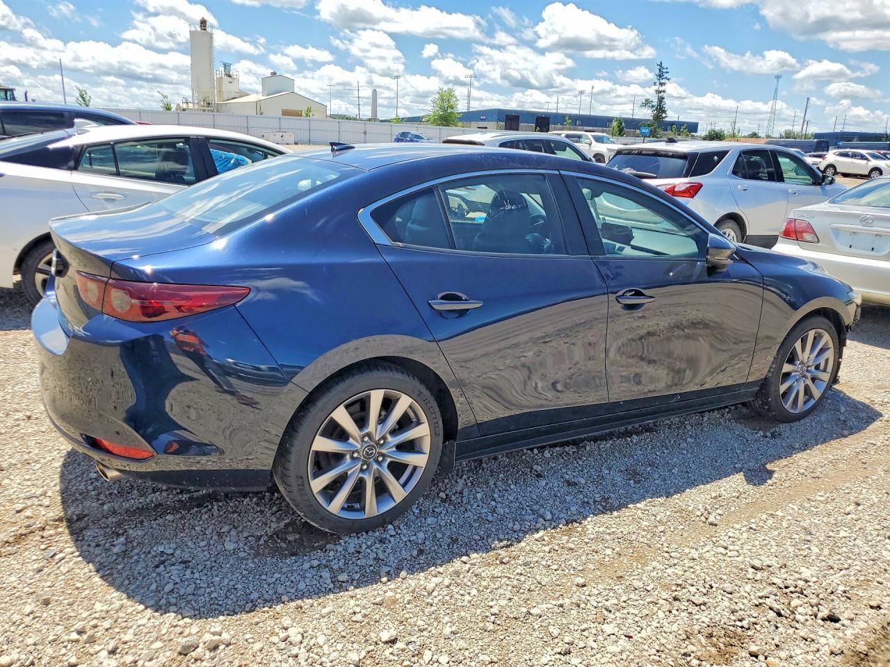 2019 Mazda 3 Preferred - zdjęcie 3