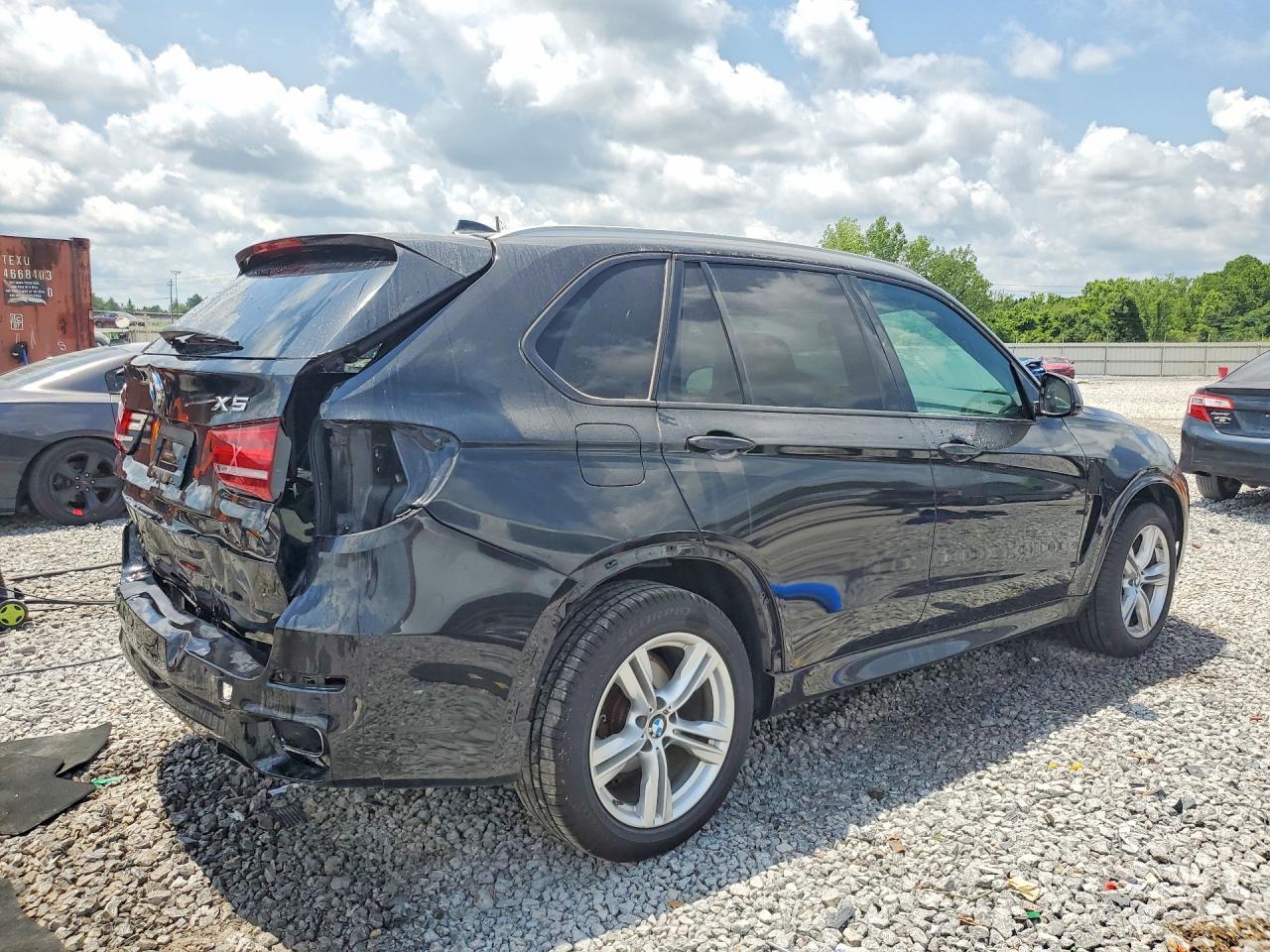 2017 BMW X5 xDrive35I - zdjęcie 3