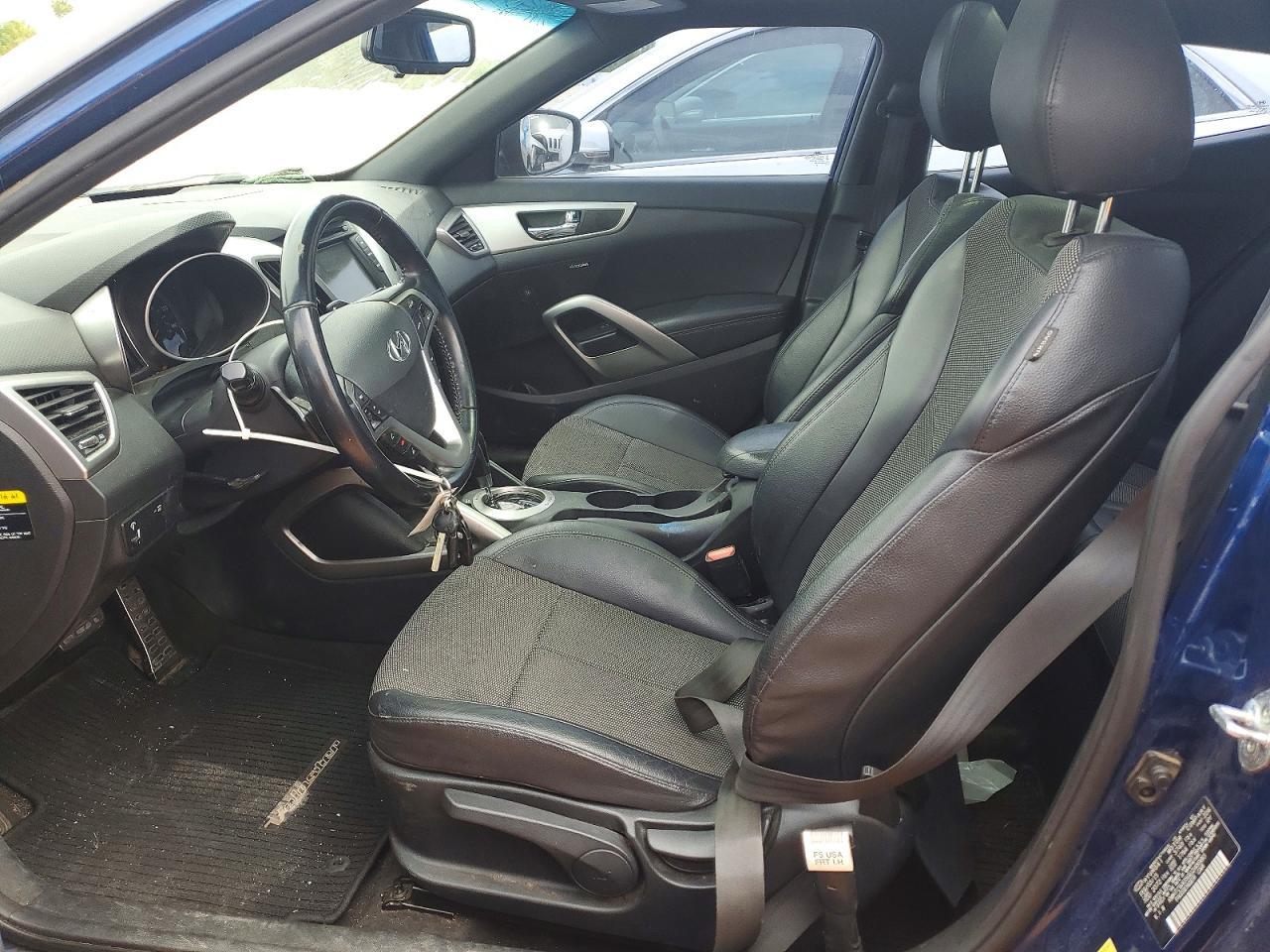 2016 Hyundai Veloster Base - zdjęcie 7