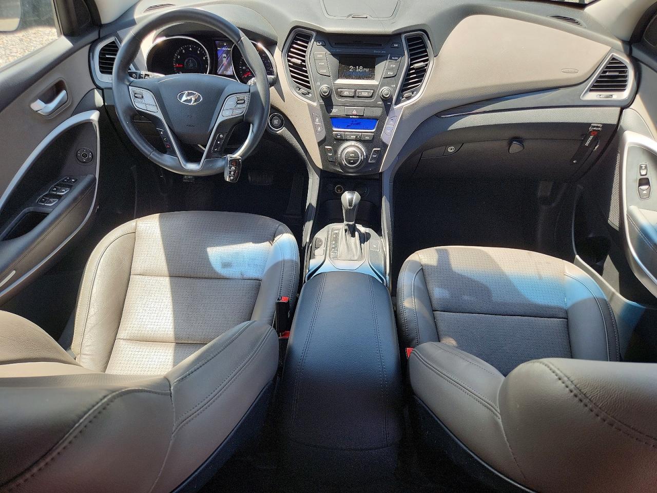 2016 Hyundai Santa Fe Sport 2.4L - zdjęcie 8