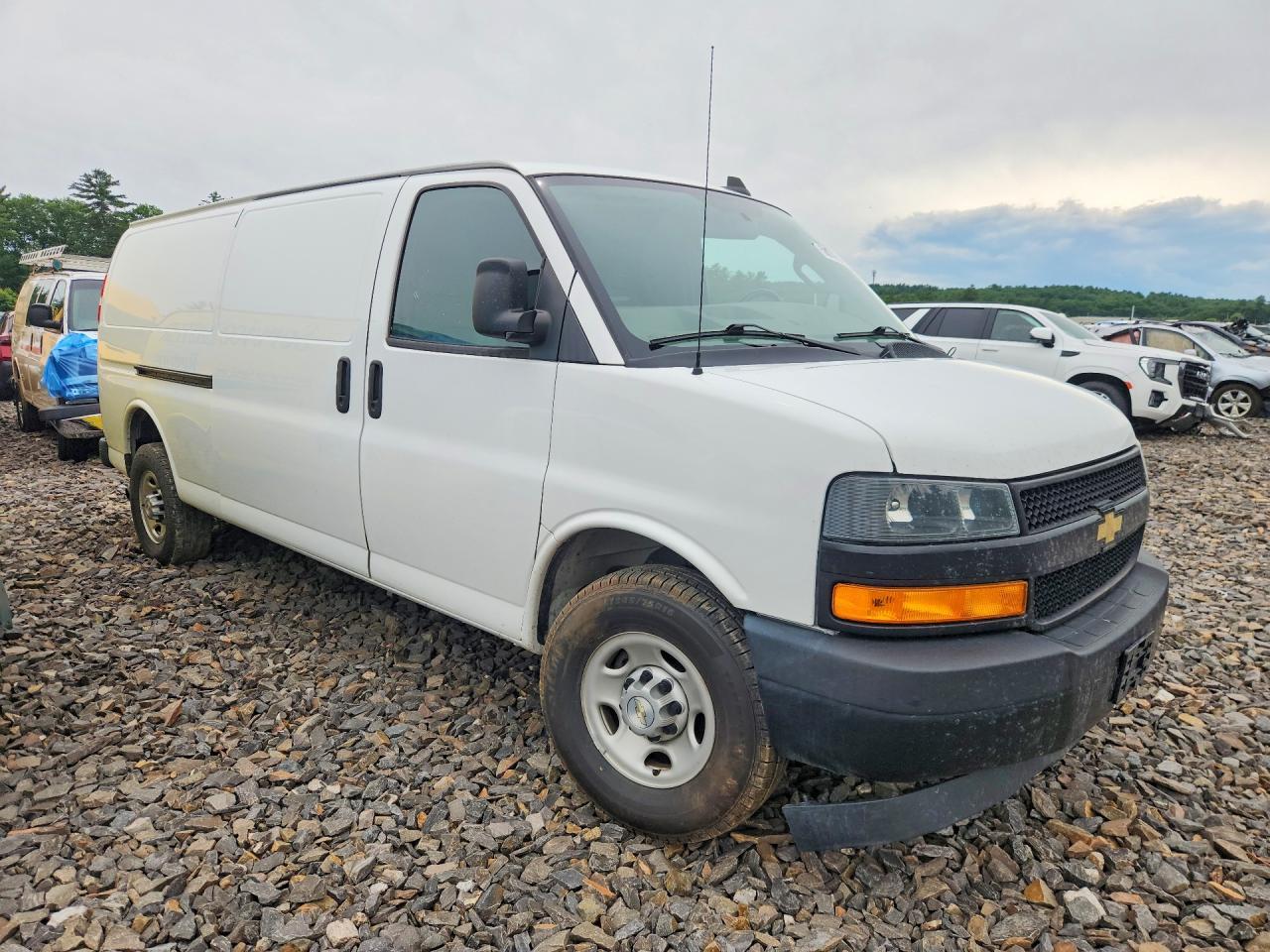 2022 Chevrolet Express G2500 4Lt - zdjęcie 4