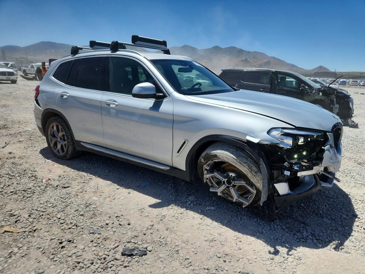 2021 BMW X3 xDrive30E - zdjęcie 4