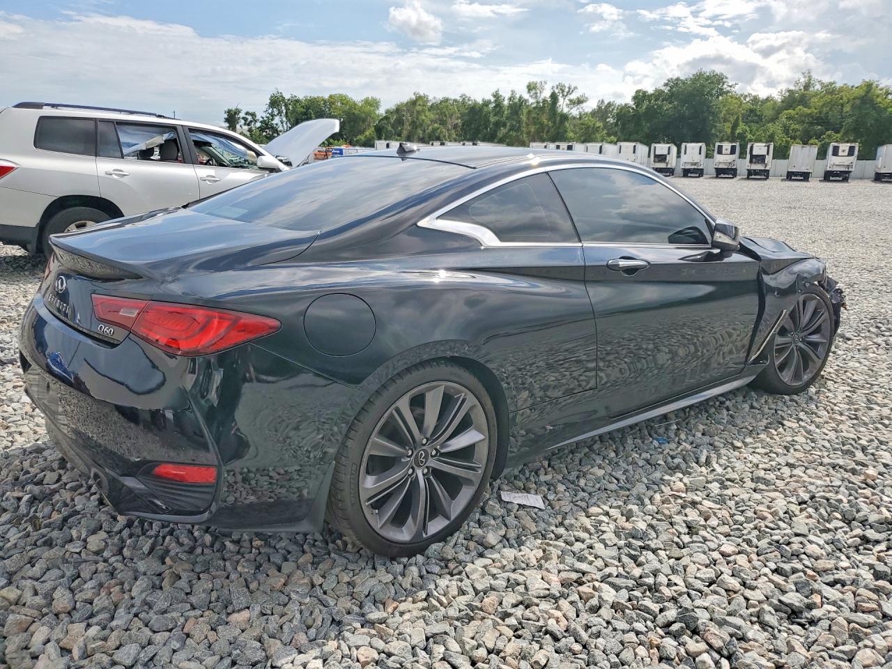 2020 Infiniti Q60 3.0T Luxe - zdjęcie 3