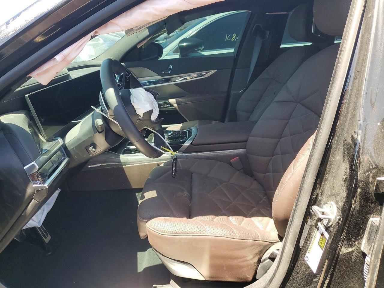 2024 BMW 740 I - zdjęcie 7