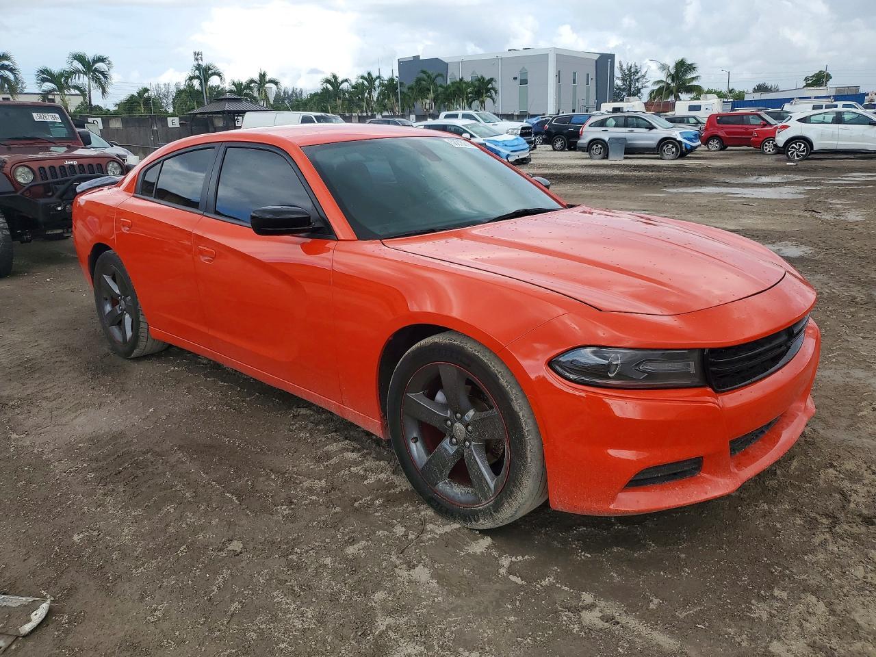 2019 Dodge Charger Sxt - zdjęcie 4