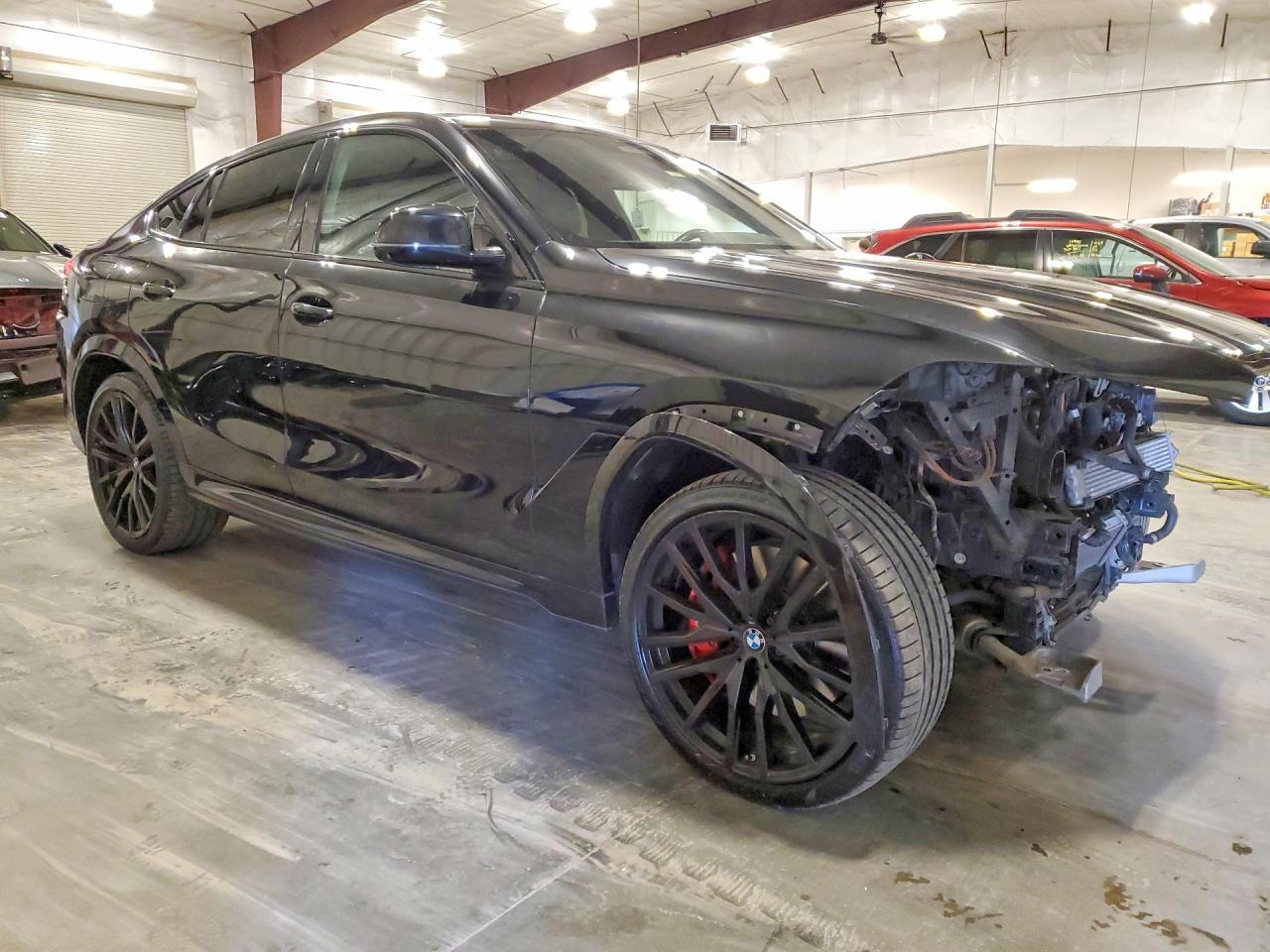 2021 BMW X6 M50I - zdjęcie 4