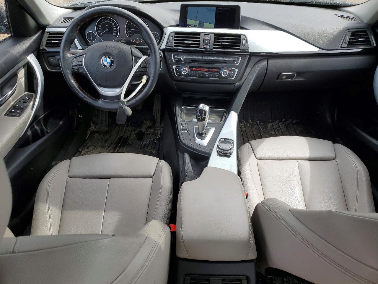 2014 BMW 320 I xDrive - zdjęcie 8
