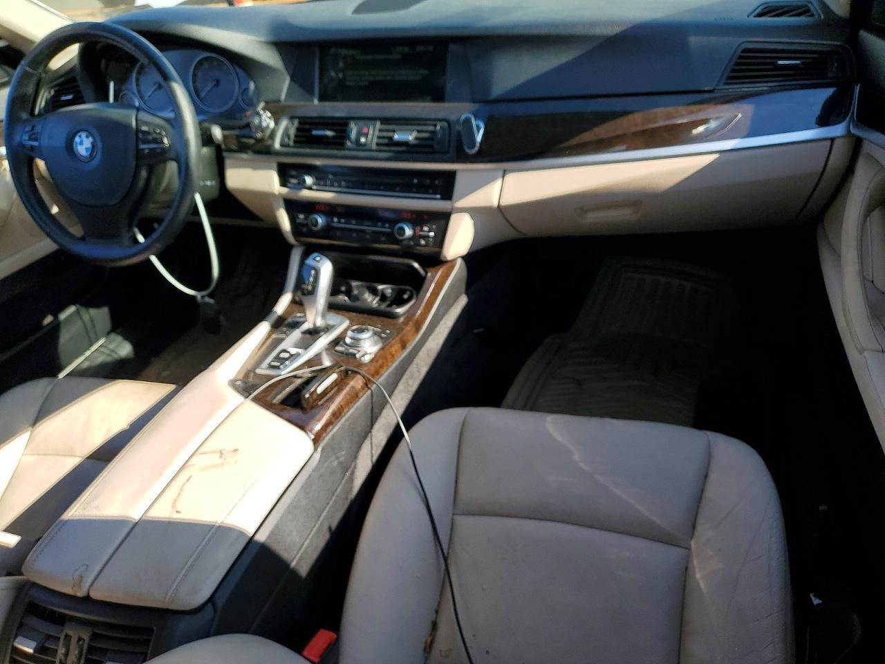 2013 BMW 528 I - zdjęcie 8