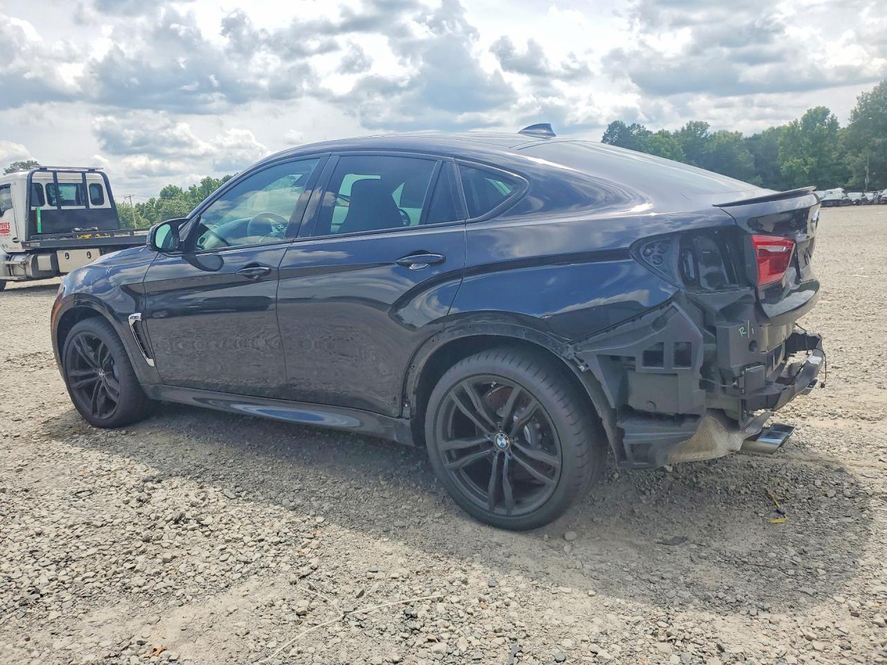 2019 BMW X6 M - zdjęcie 2