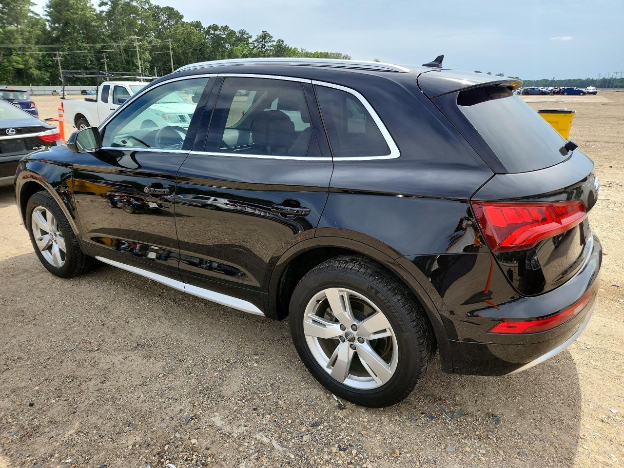 2018 Audi Q5 Premium Plus - zdjęcie 2