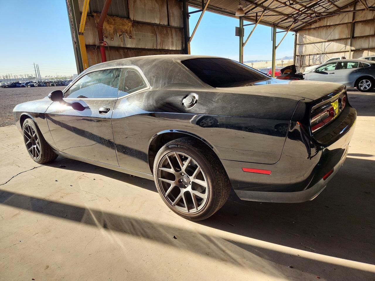 2016 Dodge Challenger Sxt - zdjęcie 2