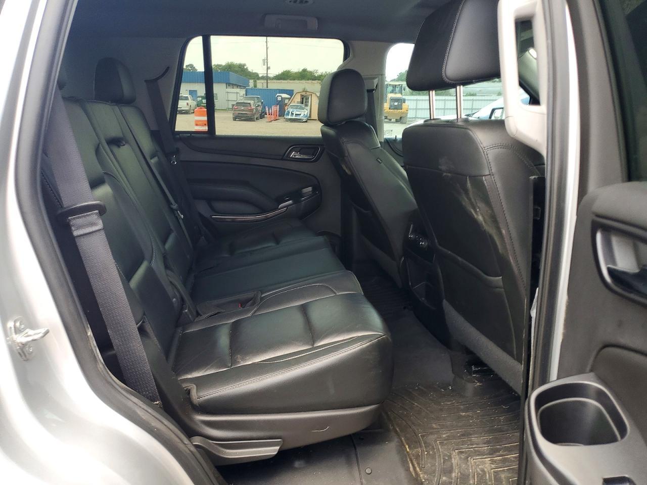 2020 Chevrolet Tahoe C1500 Lt - zdjęcie 11