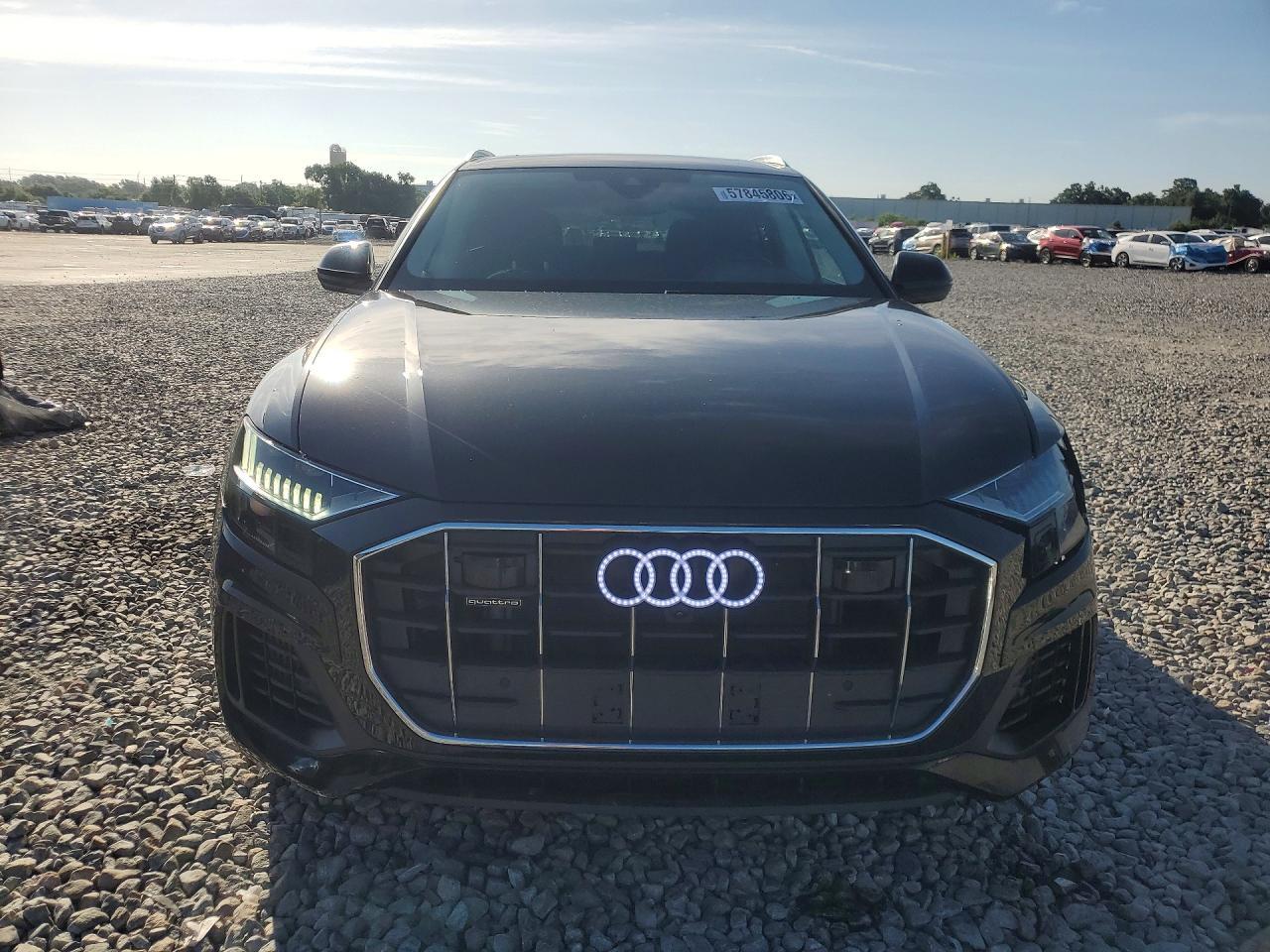 2023 Audi Q8 Premium - zdjęcie 5