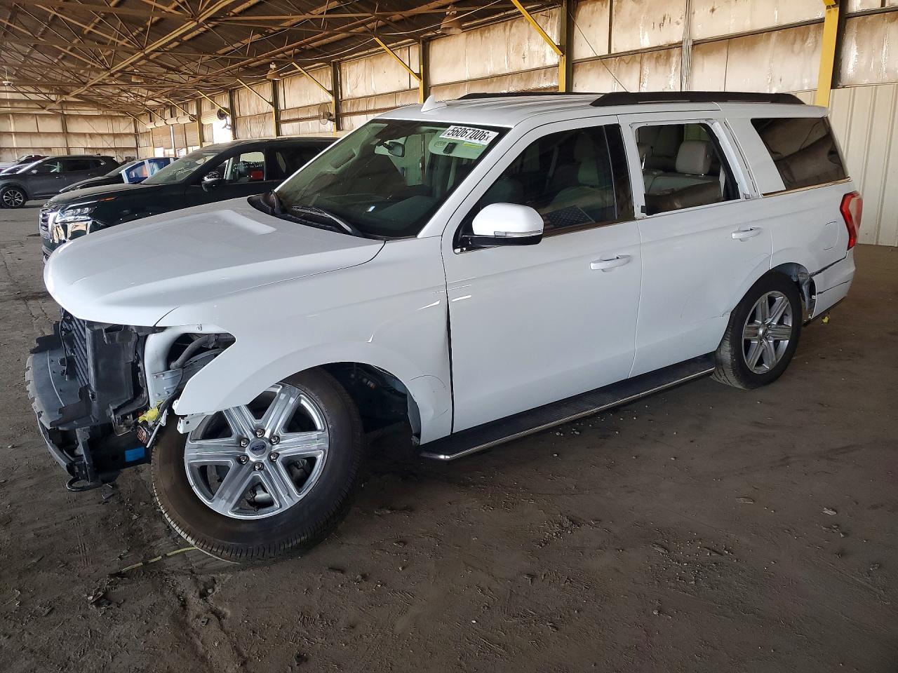 2019 F Expedition - zdjęcie główne