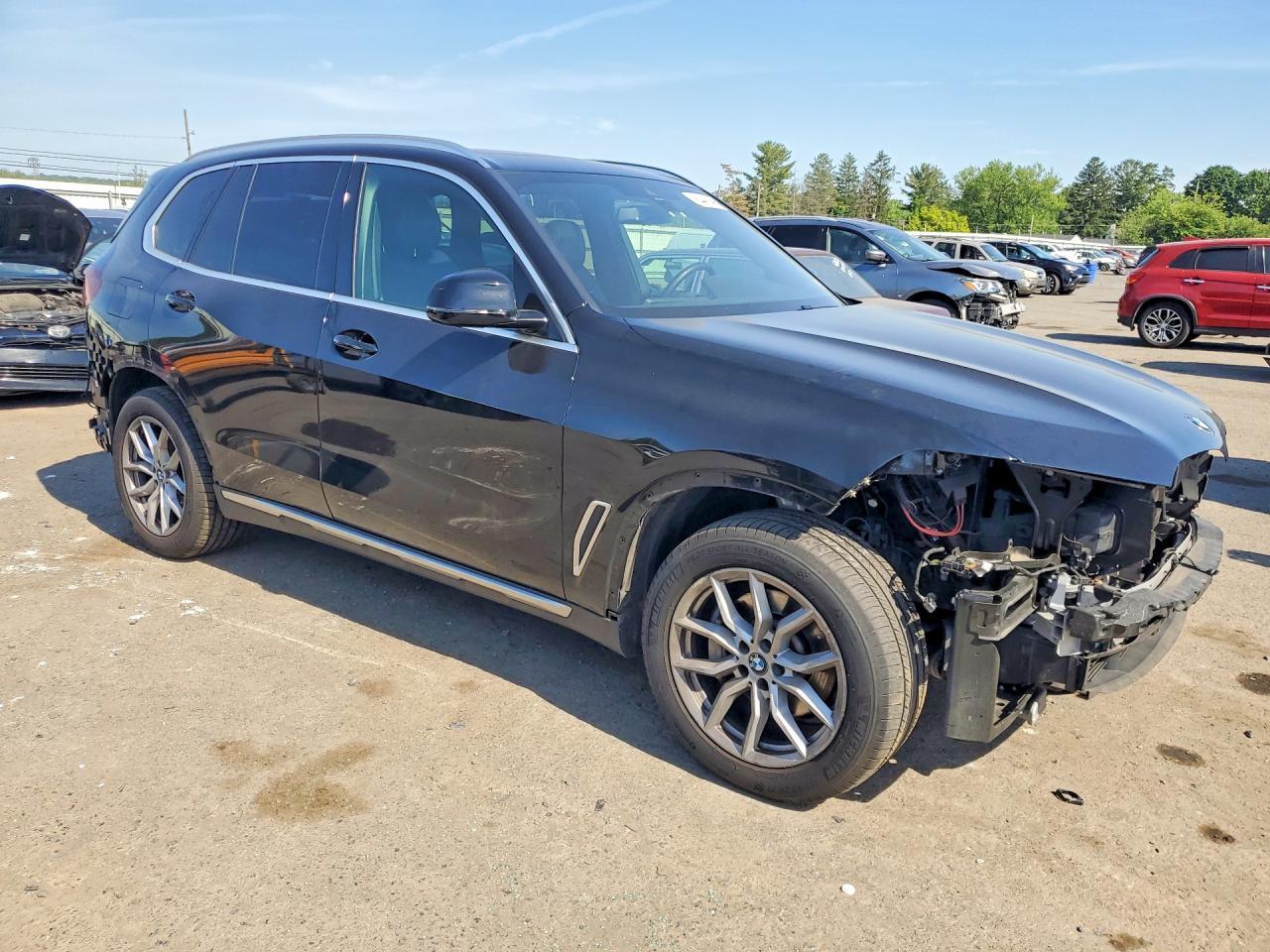 2021 BMW X5 xDrive40I - zdjęcie 4