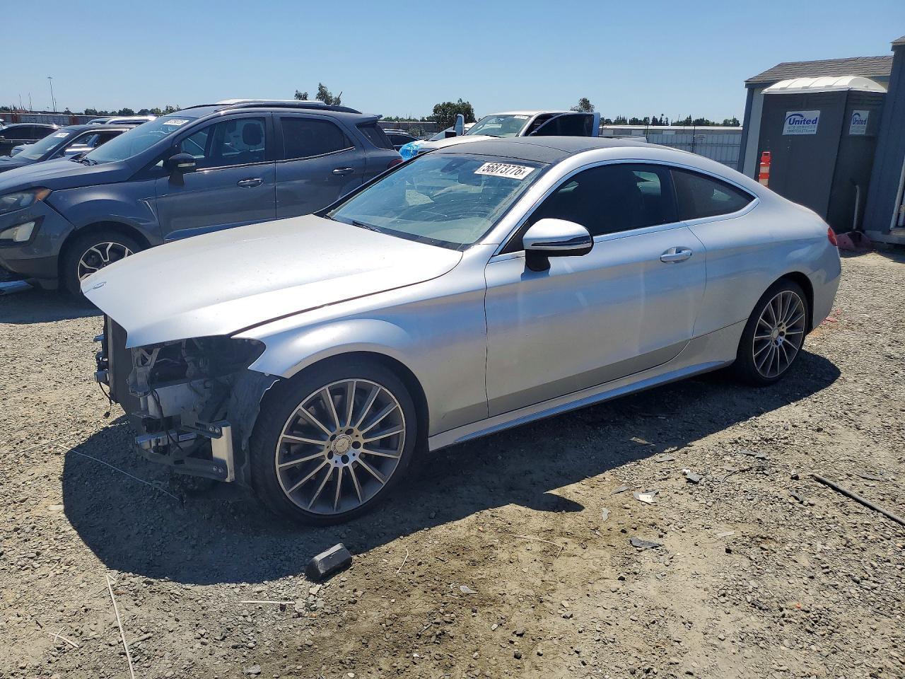 2017 Mercedes-Benz C 300 - zdjęcie główne