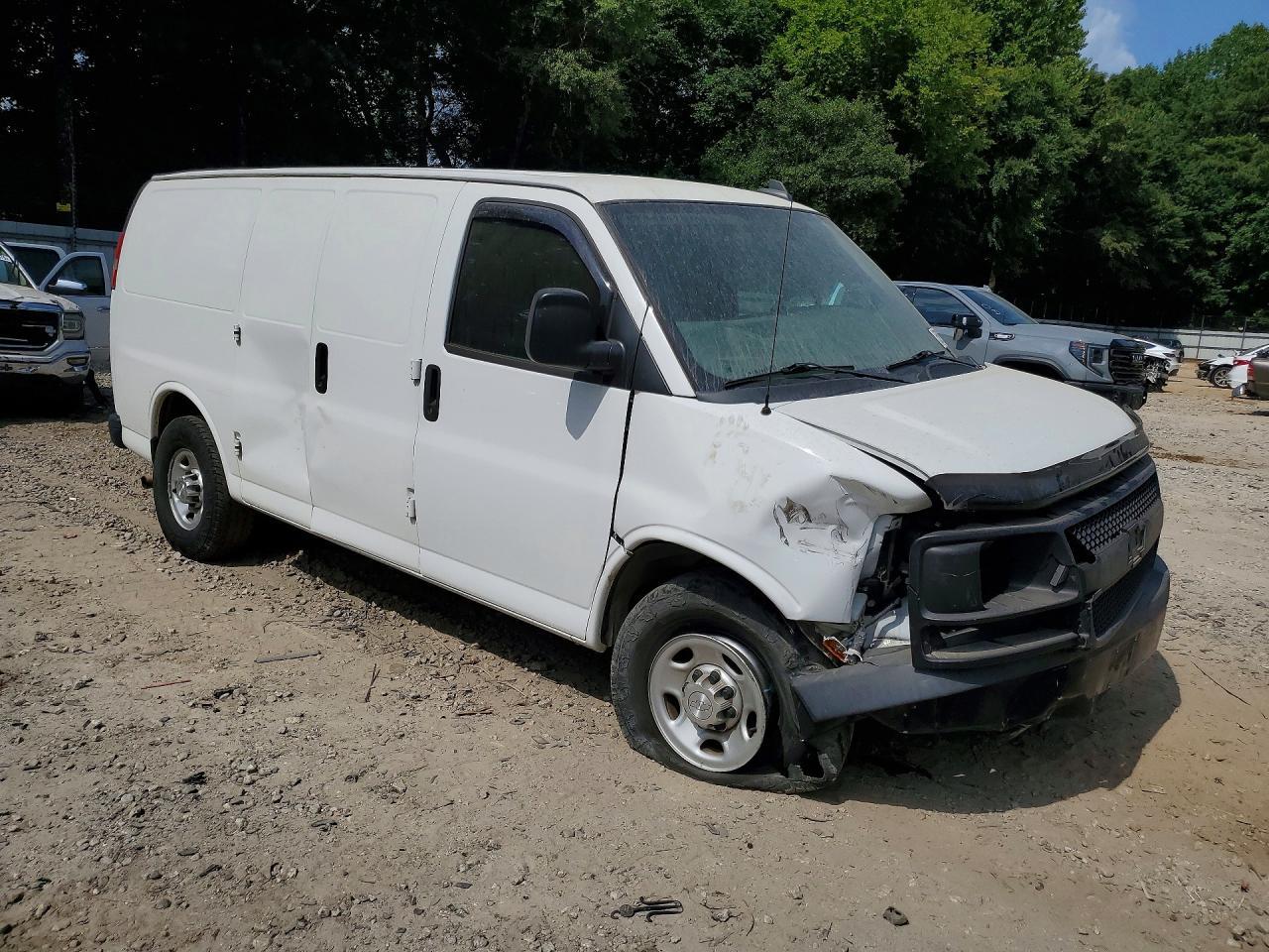 2016 Chevrolet Express G2500 - zdjęcie 4