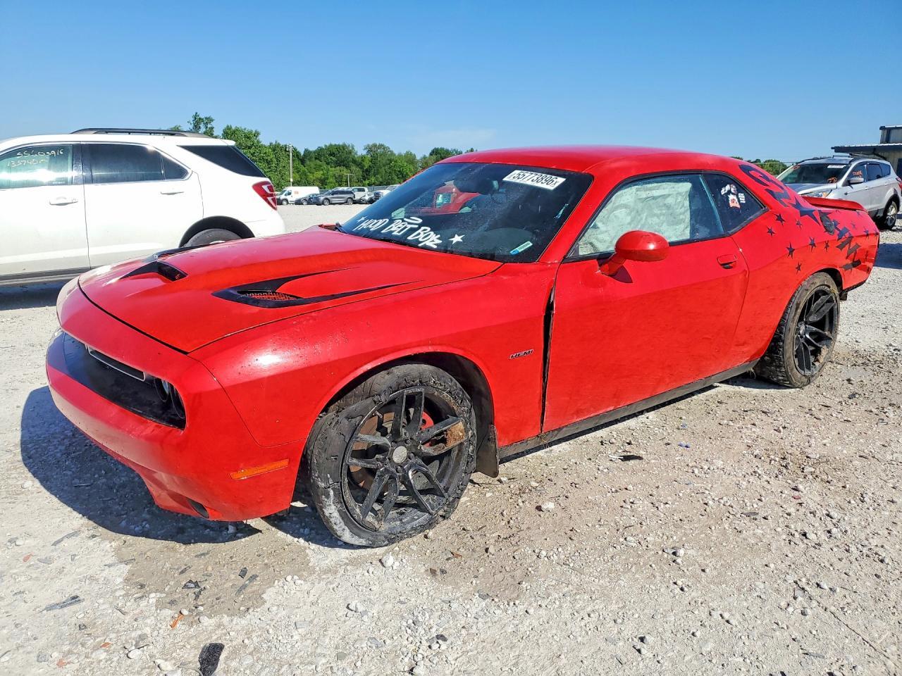 2016 Dodge Challenger R - zdjęcie główne