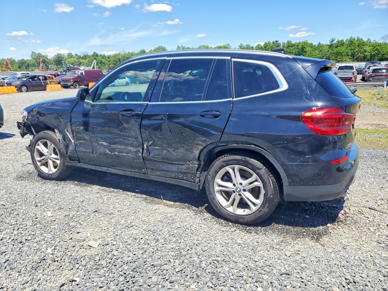 2020 BMW X3 xDrive30I - zdjęcie 2
