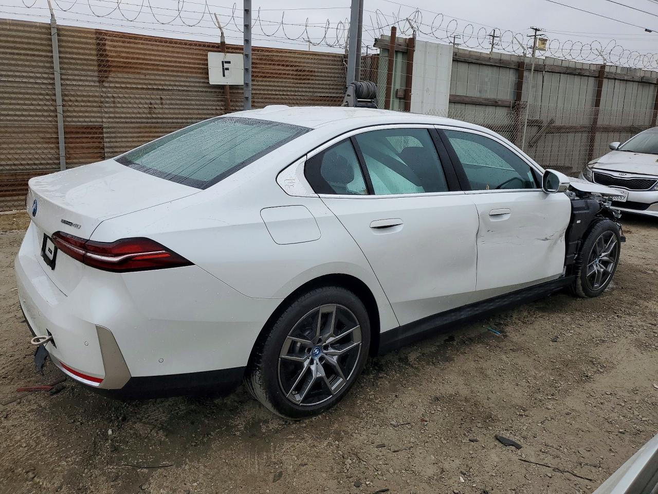 2024 BMW I5 Edrive 40 - zdjęcie 3