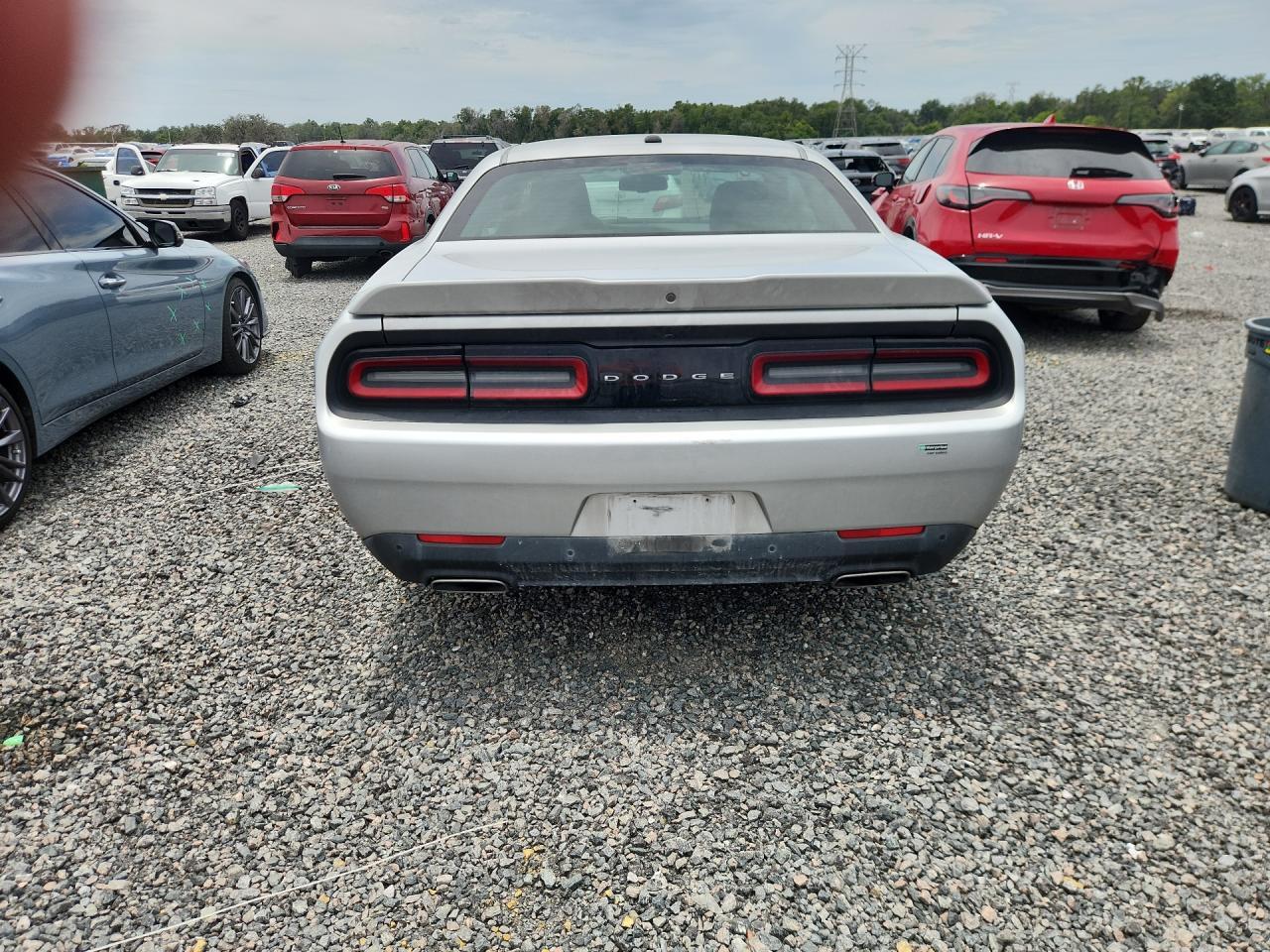 2021 Dodge Challenger Sxt - zdjęcie 6