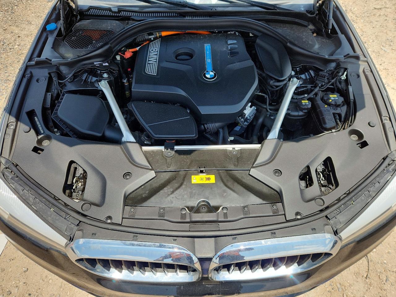 2019 BMW 530E - zdjęcie 11